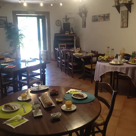 Bed & Breakfast La Culla Dei Castelli Romani 3*